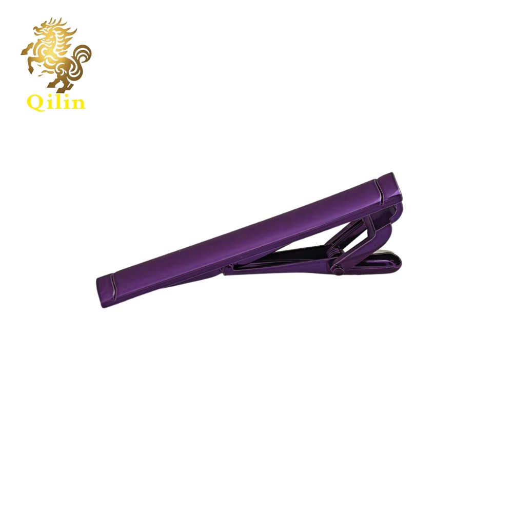 The QILIN tie clip is a fashion pioneer with classic styles. It is the perfect choice for weddings, business occasions, and as a gift for men.