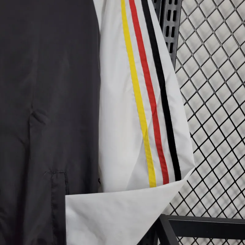 1:1 copy top quality 2024/2025 São Paulo Windbreaker Football Shirt