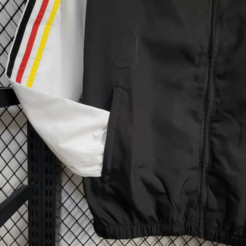 1:1 copy top quality 2024/2025 São Paulo Windbreaker Football Shirt