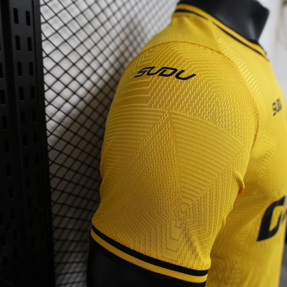 2024/2025 Player Version Wolverhampton Home Football Shirt
