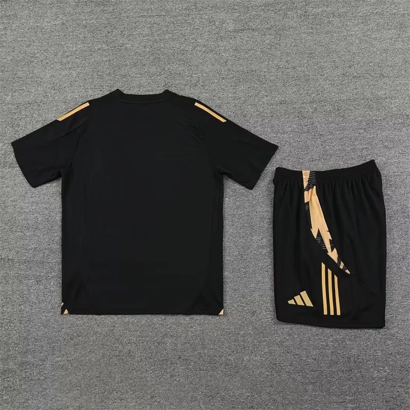 2024/2025 Real Madrid Training Wear Suit Shirt 1