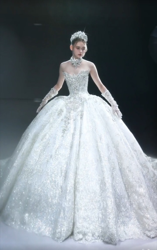 Gypsophila Couture Wedding Gowns