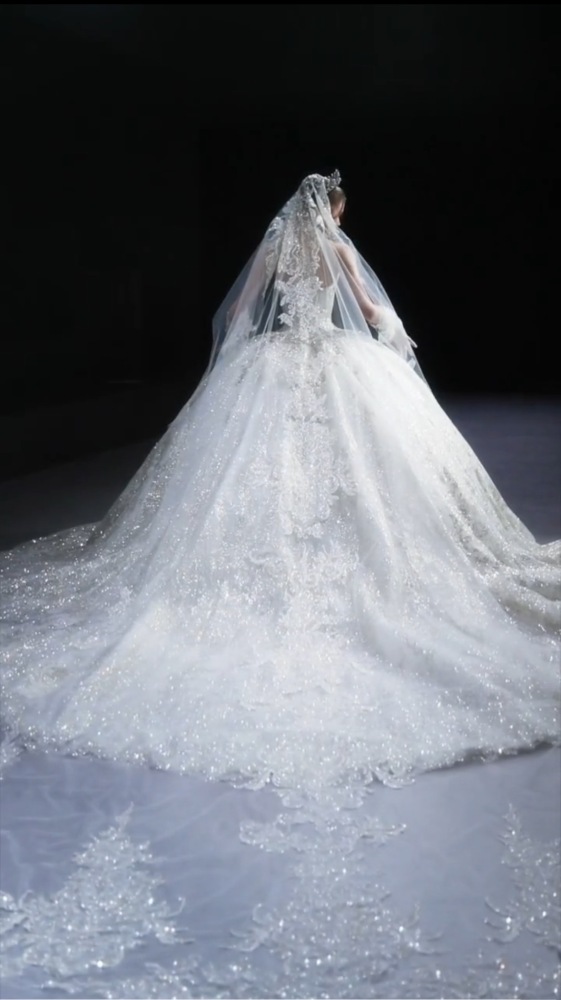 Gypsophila Couture Wedding Gowns