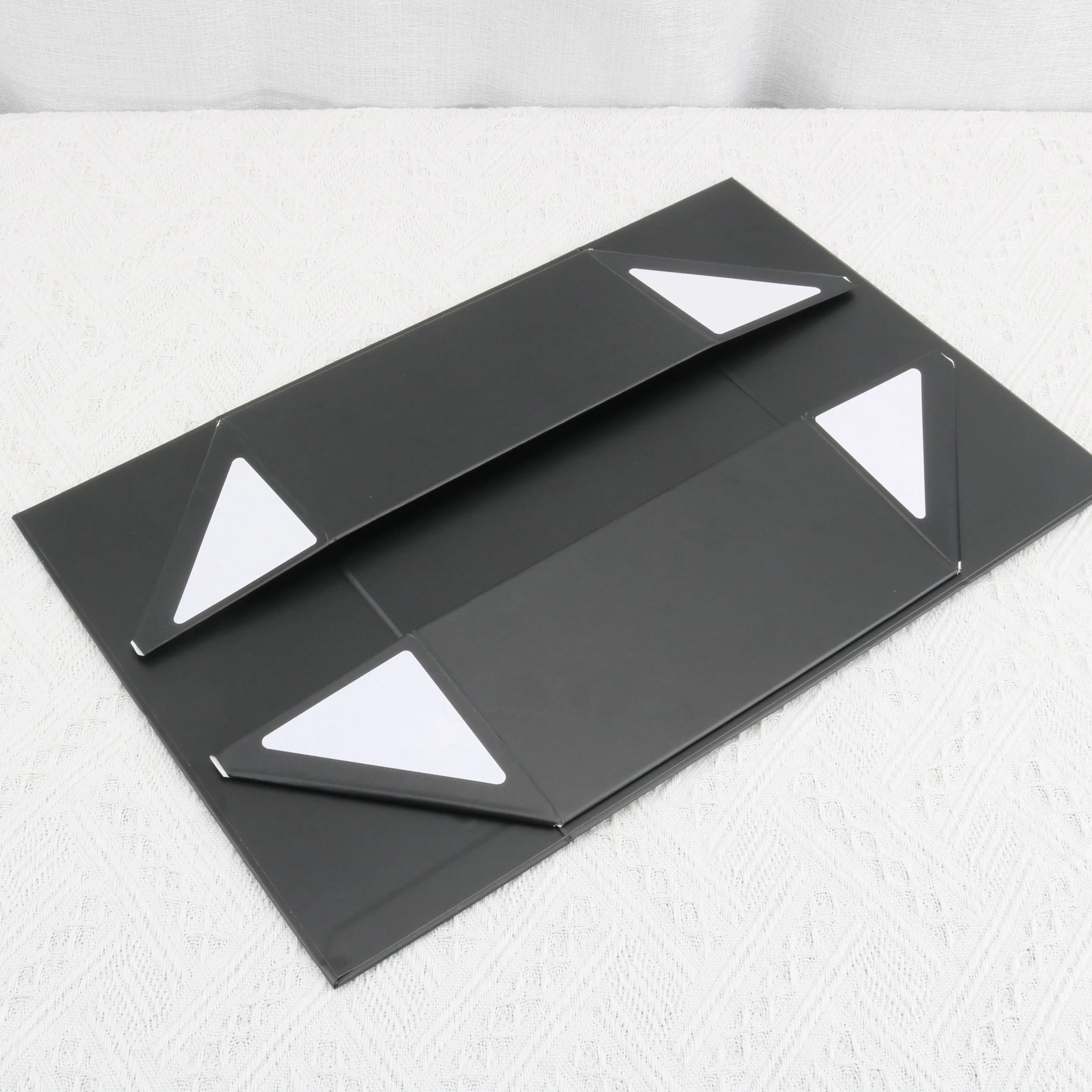 Collapsible Gift Boxes with Ribbon and Magnetic Closure Foldable Packaging Boxes for Perfume and Cosmetic Bottle
