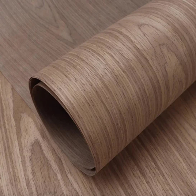 European Oak Wood Veneer Roll Supplier