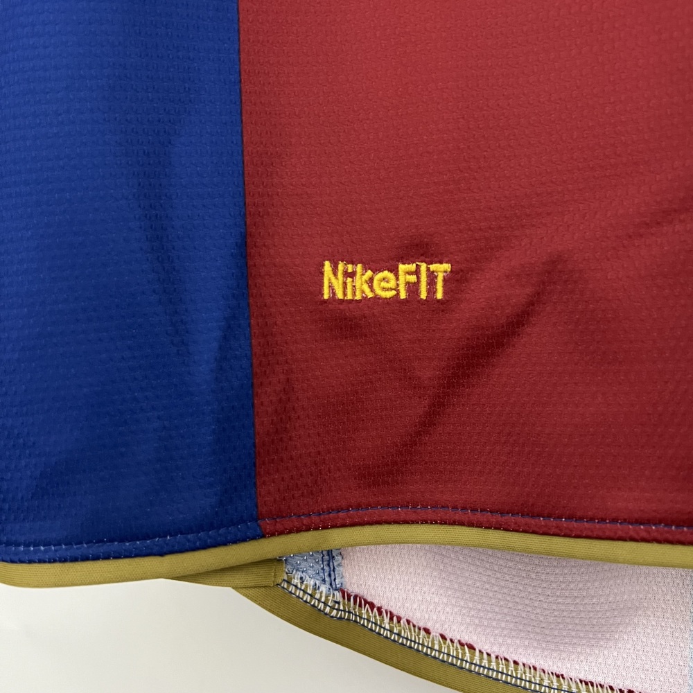 07/08 Barcelona home retro Fan version