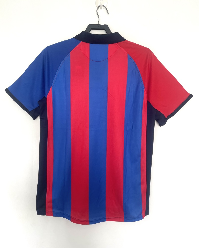 01/02 Barcelona home retro Fan version