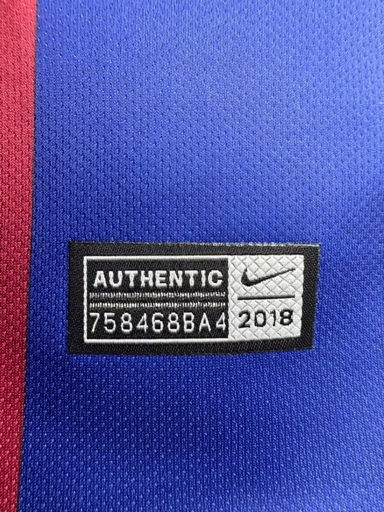 18/19 Barcelona home retro Fan version