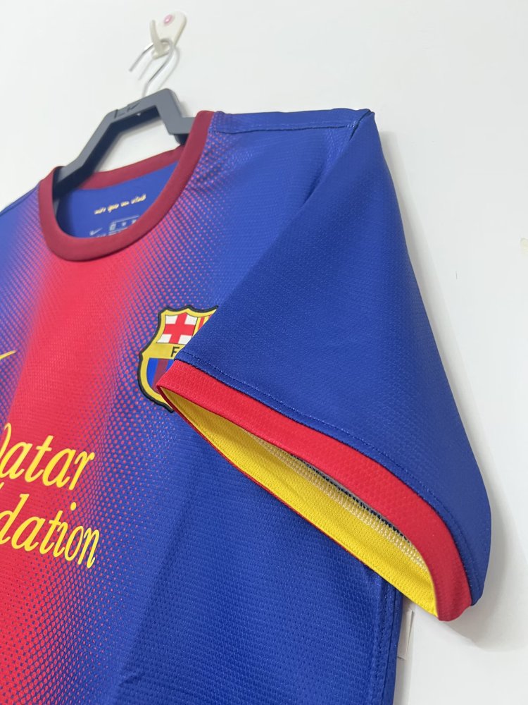 12/13 Barcelona home retro Fan version