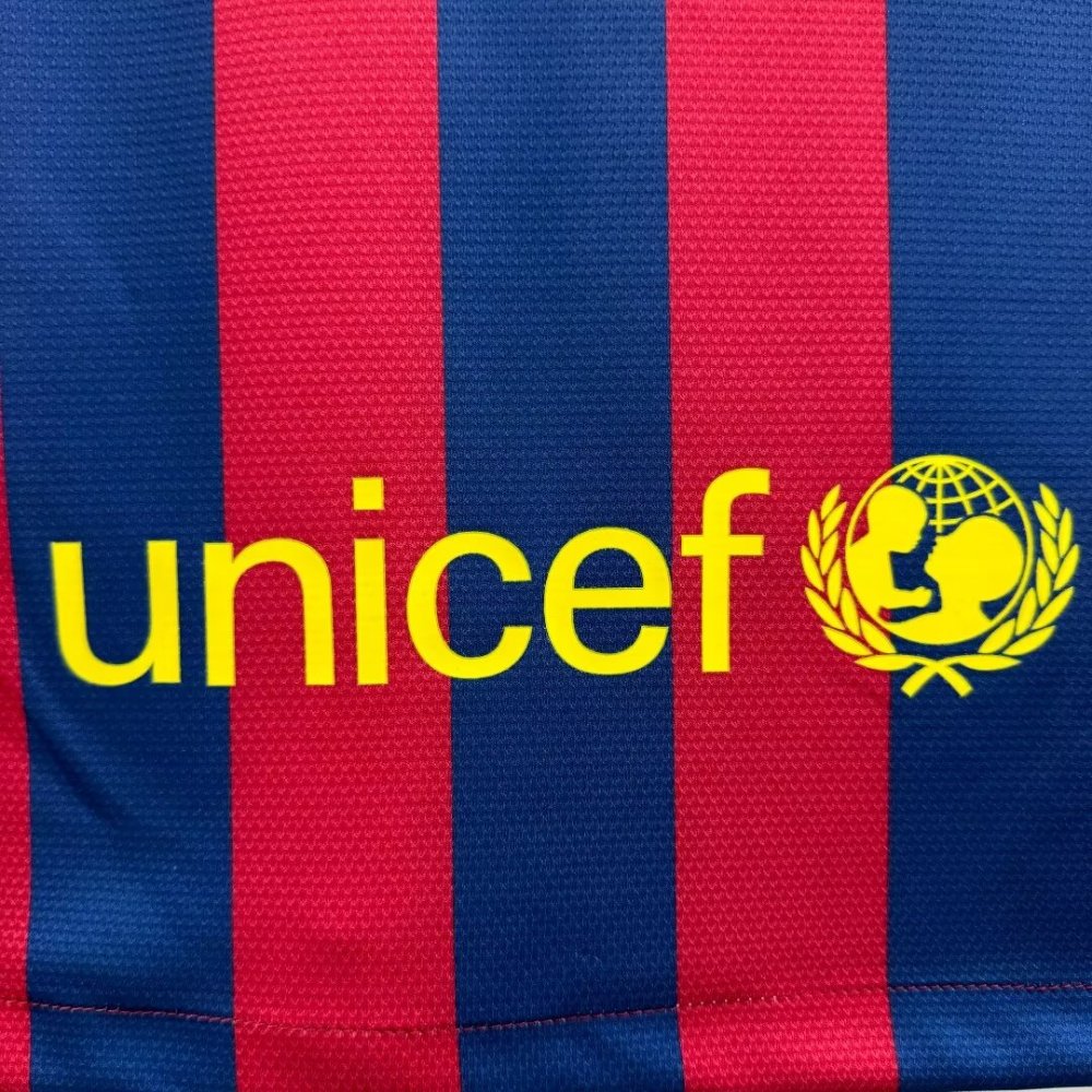 13/14 Barcelona home retro Fan version