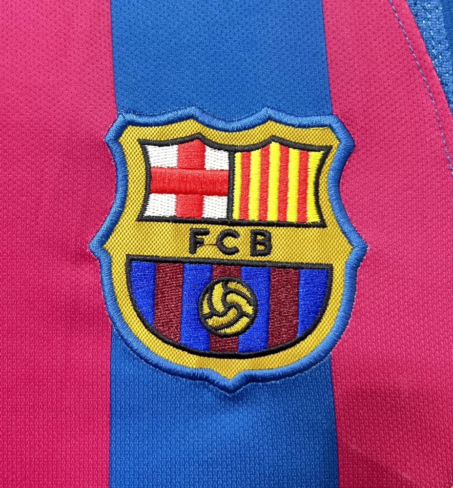 05∕06 Barcelona home Long Sleeve UEFA Champions League retro Fan version