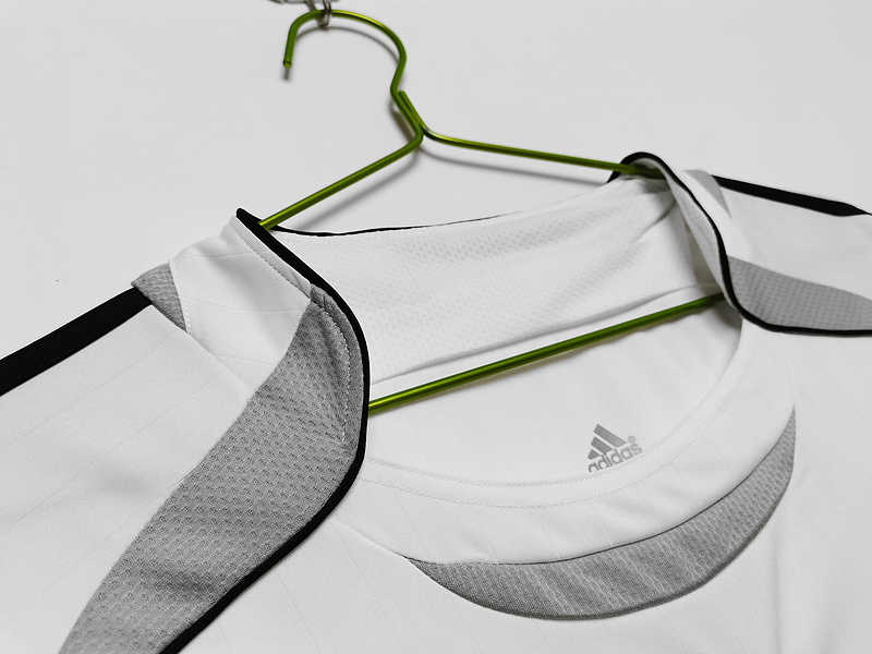 06/07 Real Madrid home retro Fan version