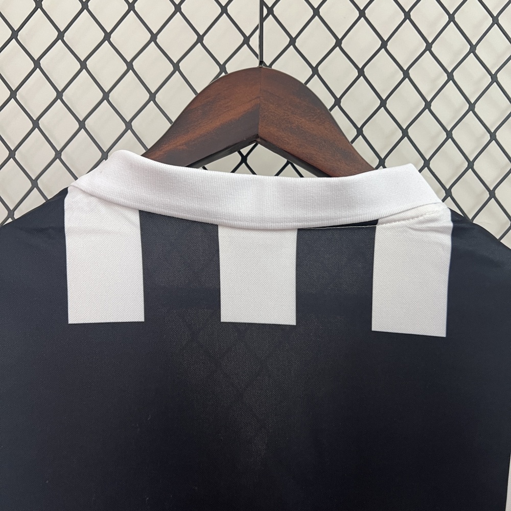 84/85 Juventus home retro Fan version
