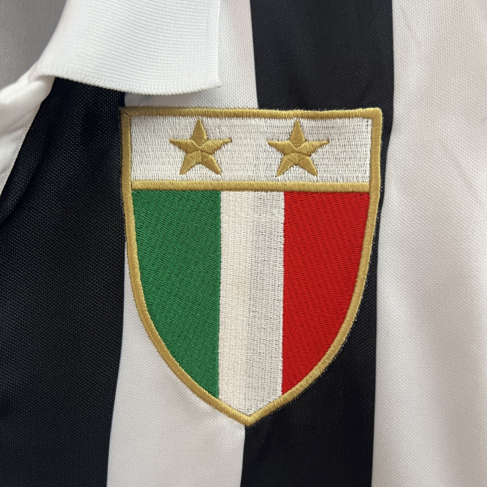 84/85 Juventus home retro Fan version