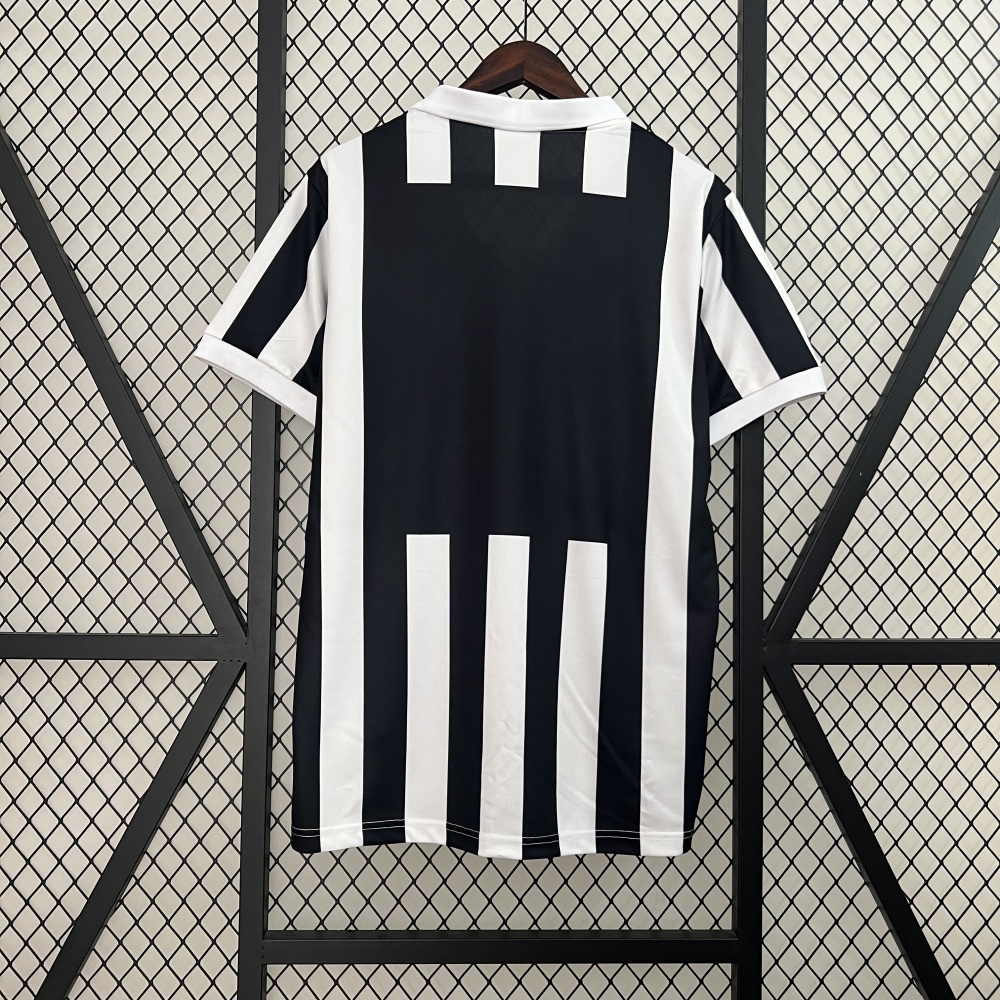 84/85 Juventus home retro Fan version