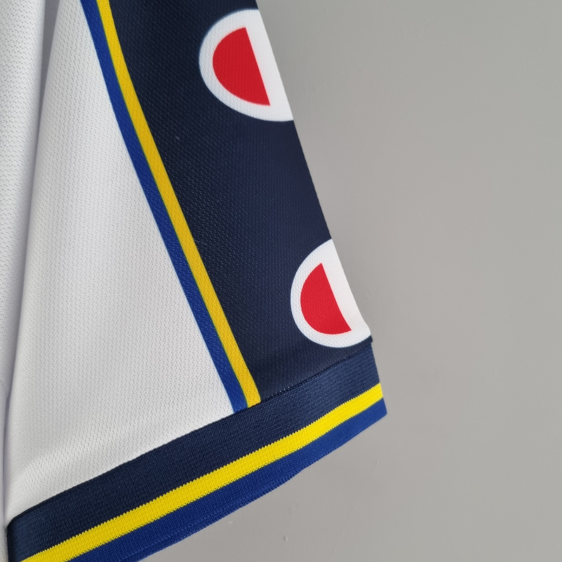 01∕02 Parma away retro Fan version