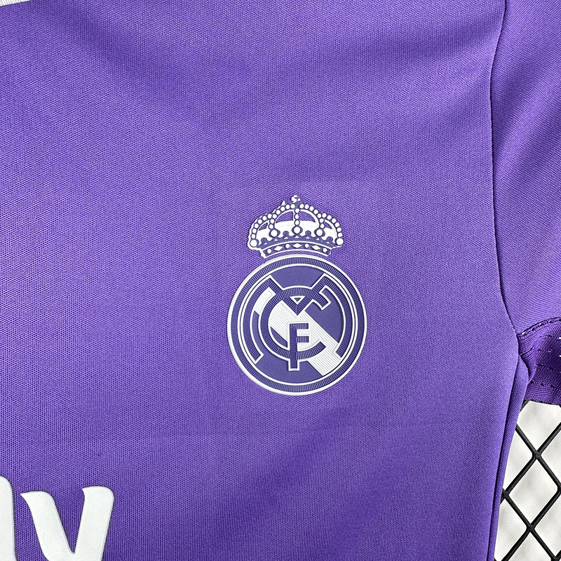 1617 Real Madrid away retro Kids kit