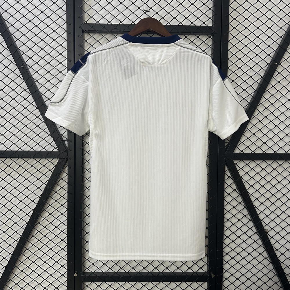 0001 Manchester United away retro Fan version