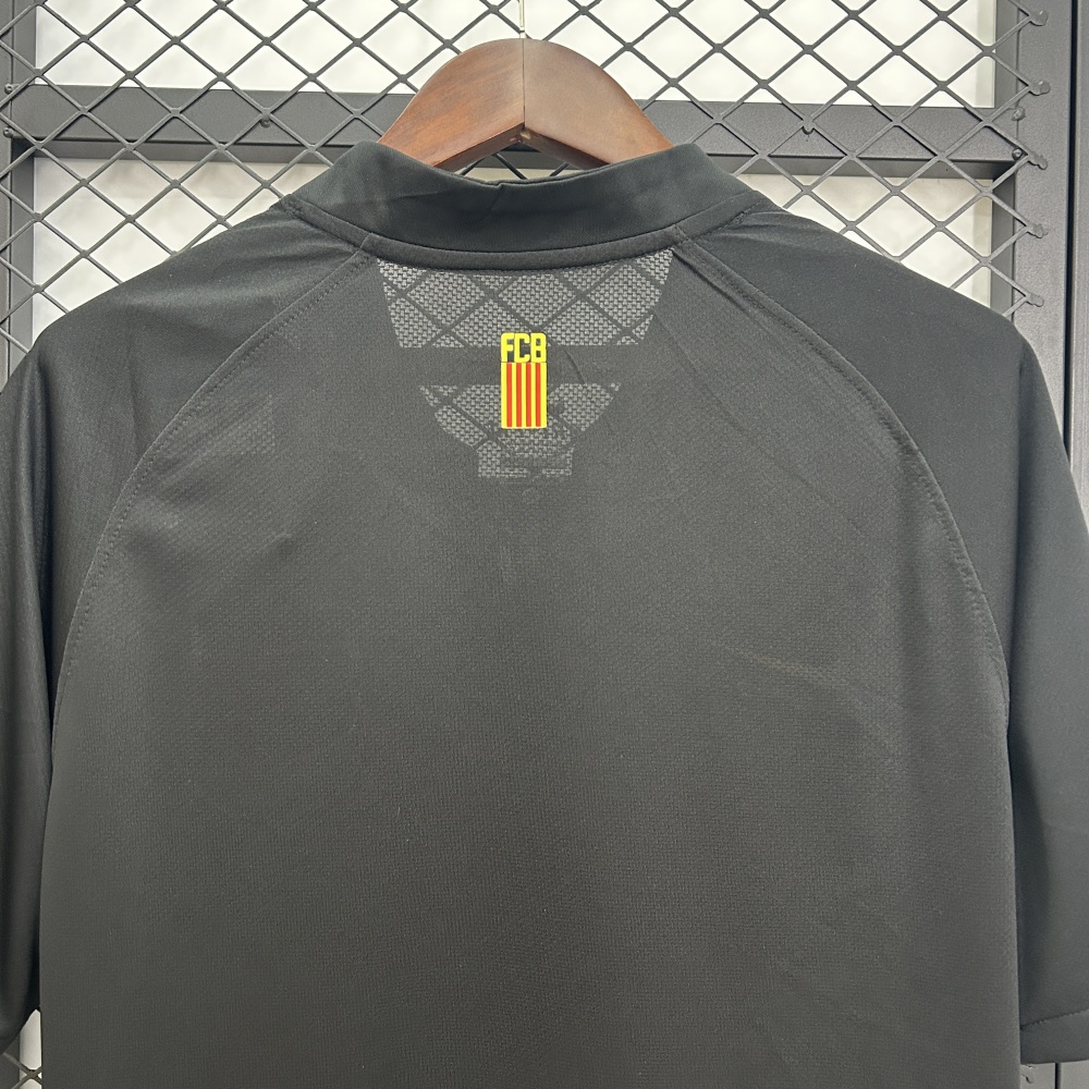 1112 Barcelona away retro Fan version