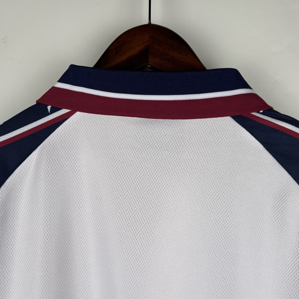 9798 Manchester City away retro Fan version