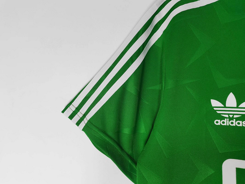90/92 ireland home retro Fan version