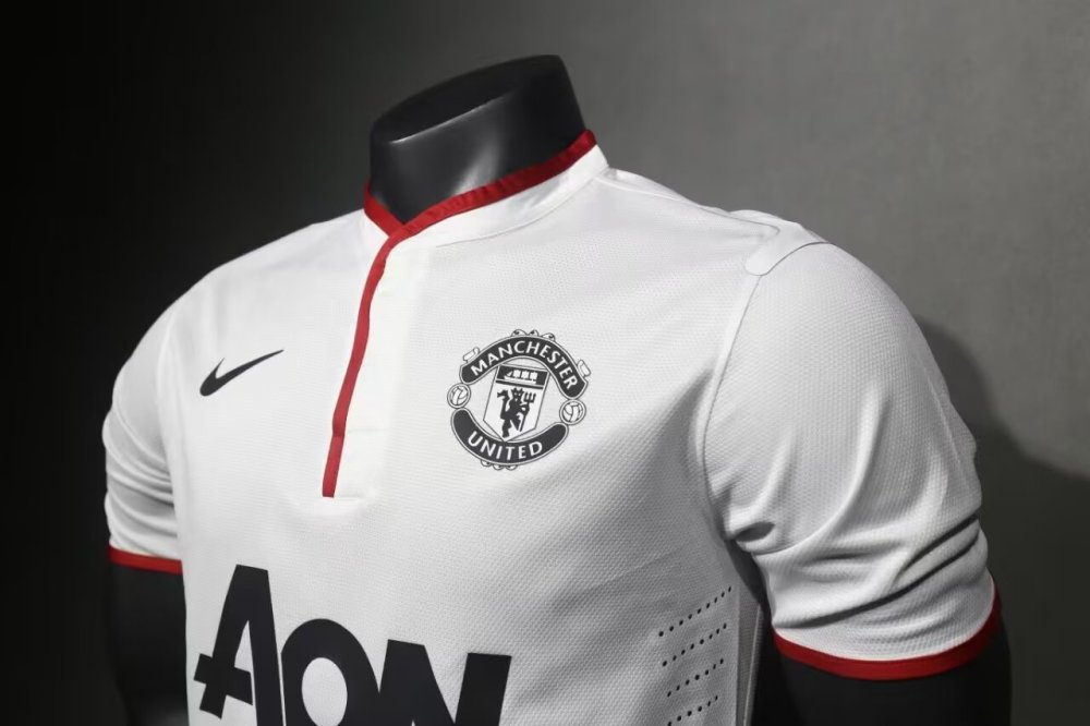 1213 Manchester United away Retro Player version