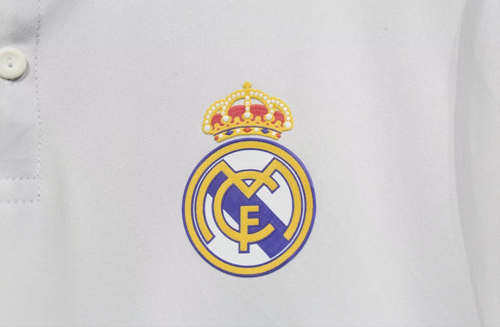1617 Real Madrid home Retro Player version