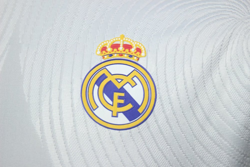 2122 Real Madrid home Long sleeve Retro Player version