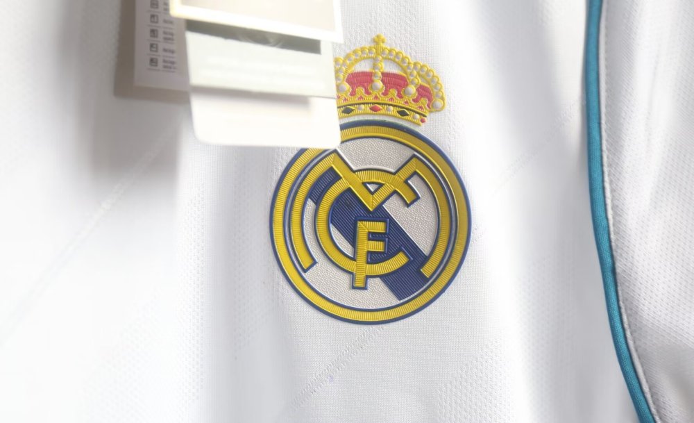 1718 Real Madrid home Long sleeve Retro Player version