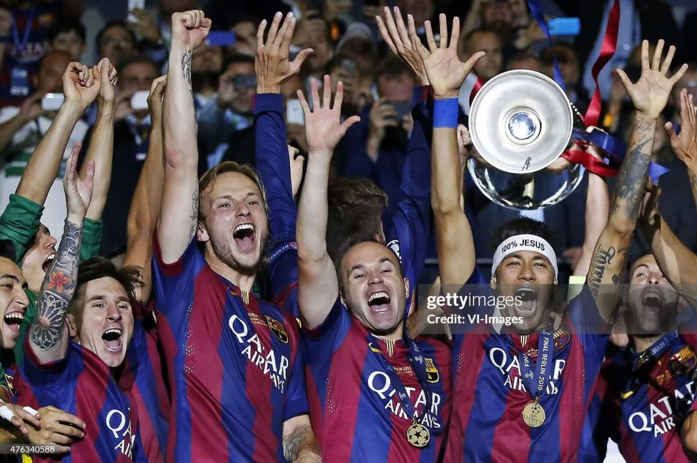 1415 Barcelona home Retro Player version