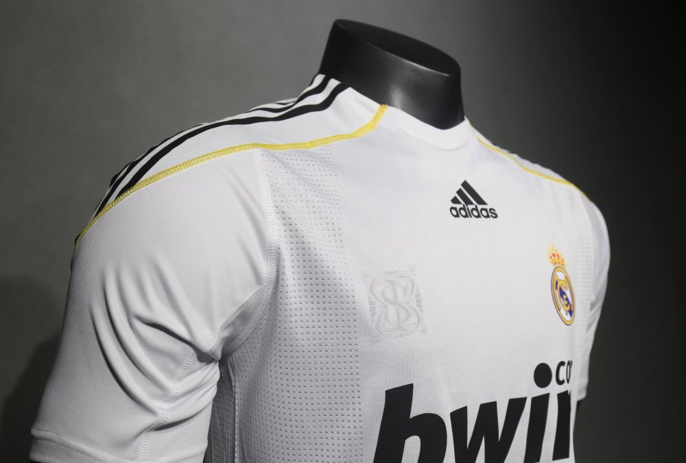 0910 Real Madrid home Retro Player version