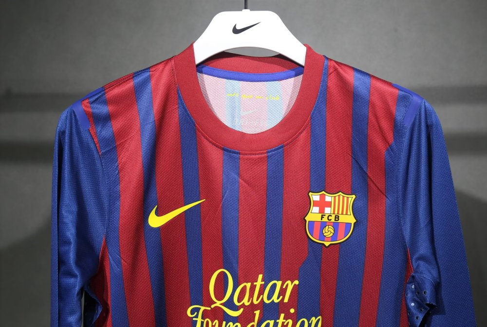 1112 Barcelona home Long sleeve Retro Player version