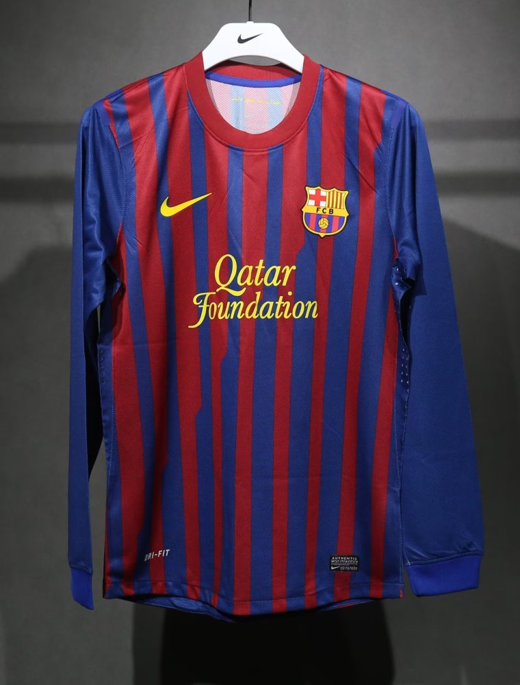 1112 Barcelona home Long sleeve Retro Player version