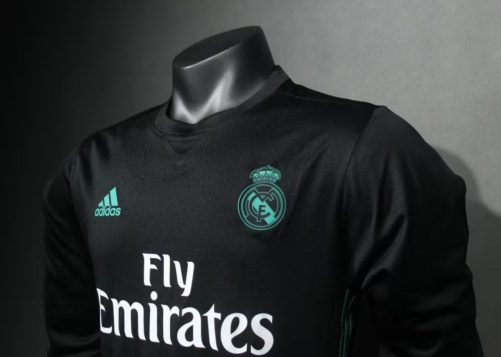 1718 Real Madrid away Long sleeve Retro Player version