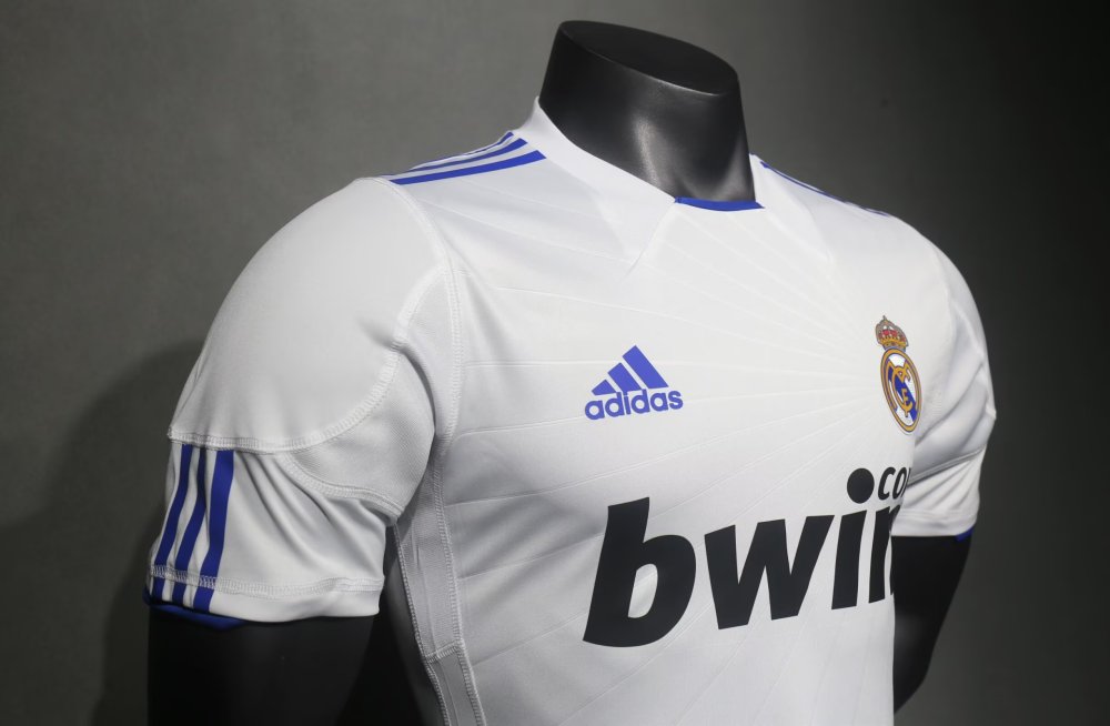 1011 Real Madrid home Retro Player version