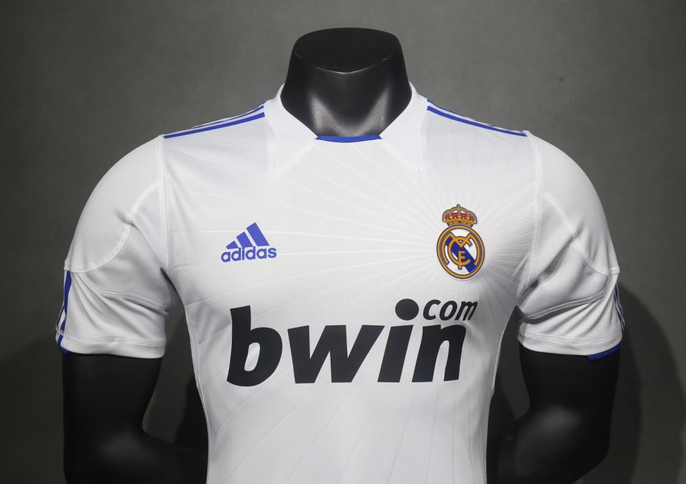 1011 Real Madrid home Retro Player version