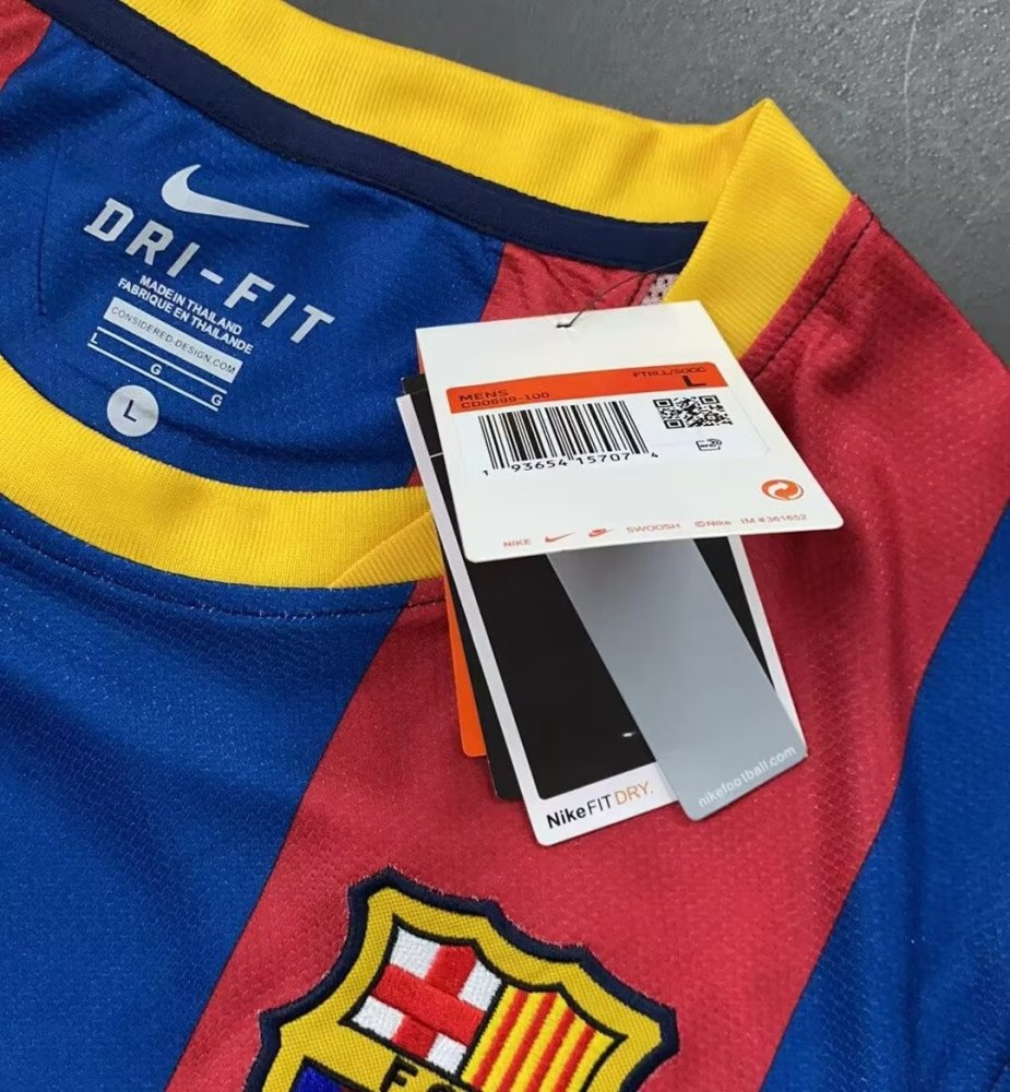 1011 Barcelona home Retro Player version