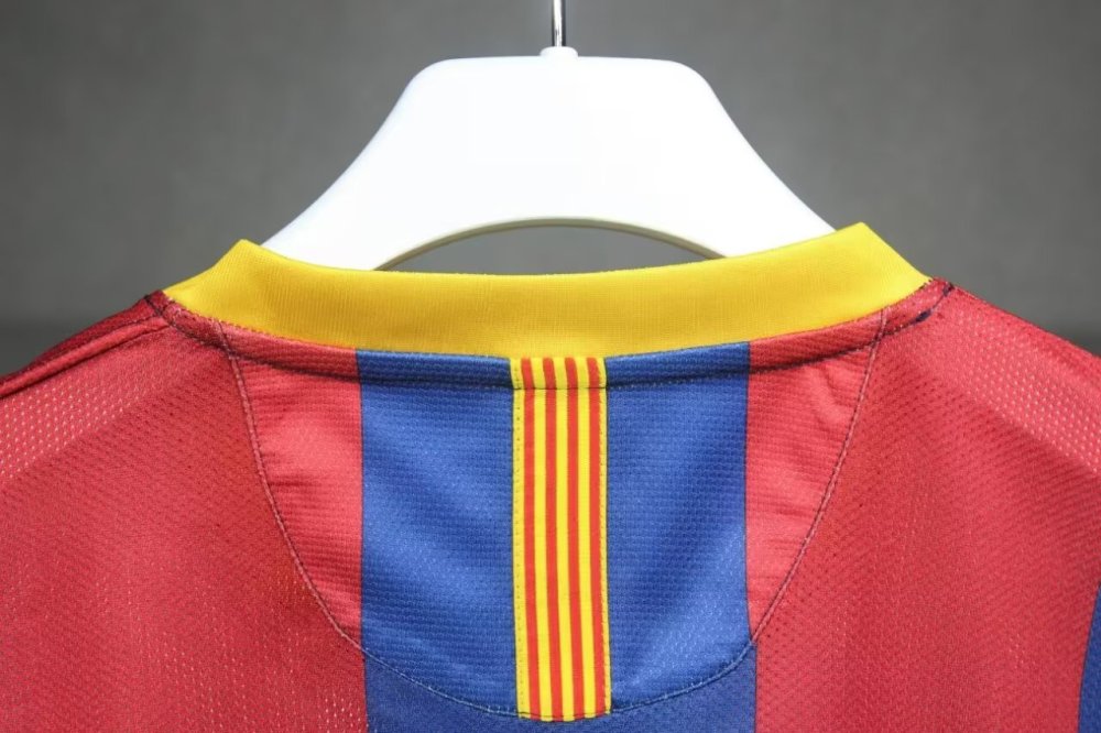 1011 Barcelona home Retro Player version