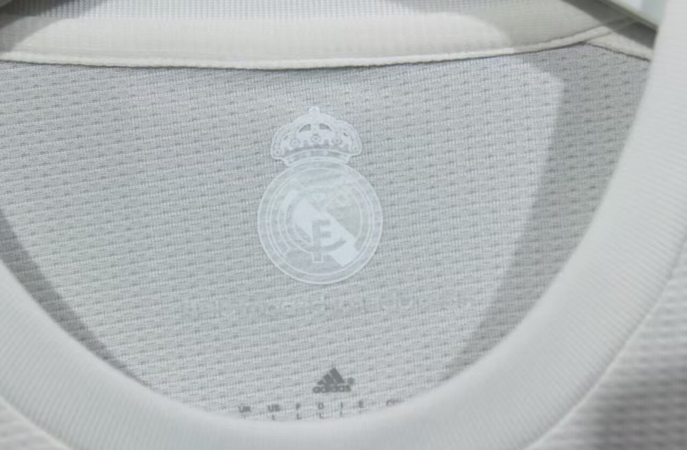 1516 Real Madrid home Retro Player version
