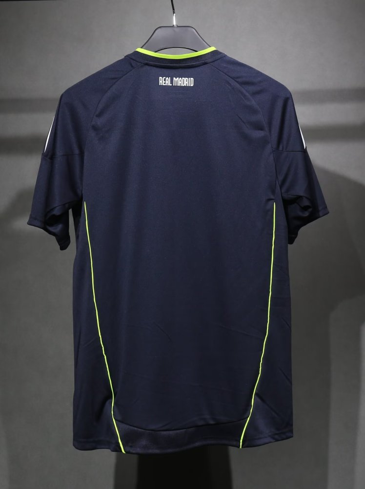 1011 Real Madrid away Retro Player version