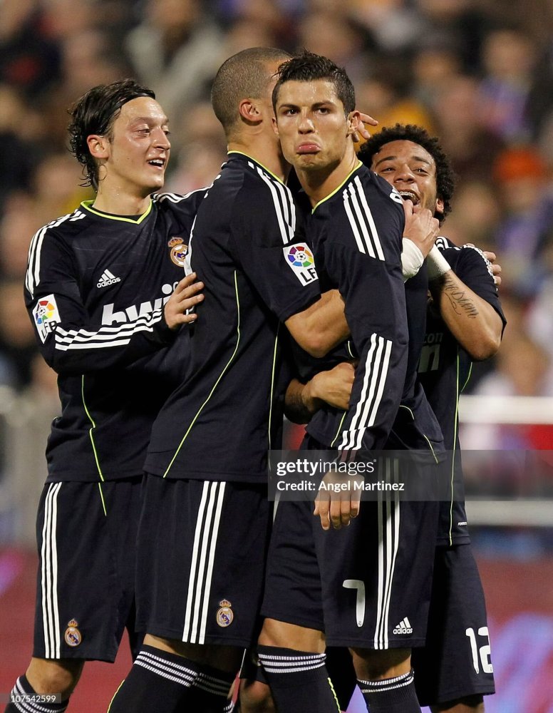 1011 Real Madrid away Retro Player version