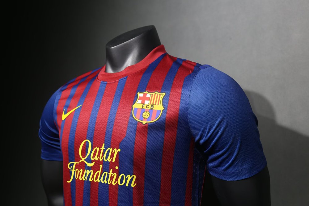 1112 Barcelona home Retro Player version