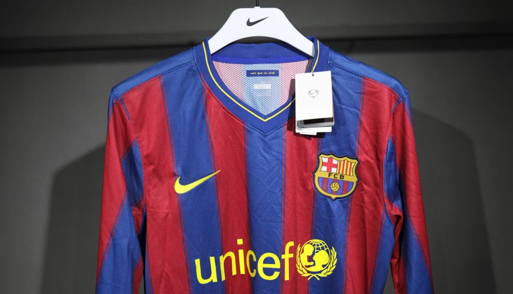 0910 Barcelona home Long sleeve Retro Player version