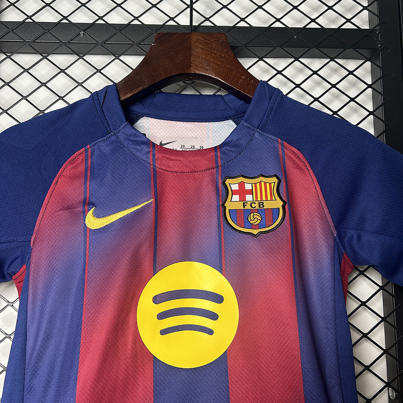 2526 Barcelona Home kids