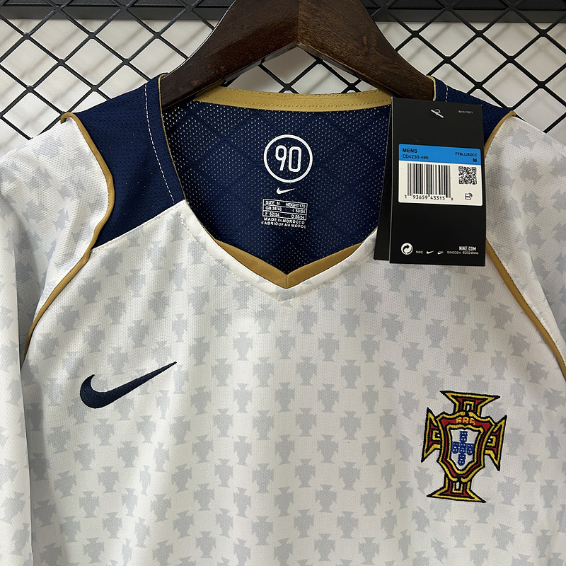 2004 Portugal Away Retro Fan version