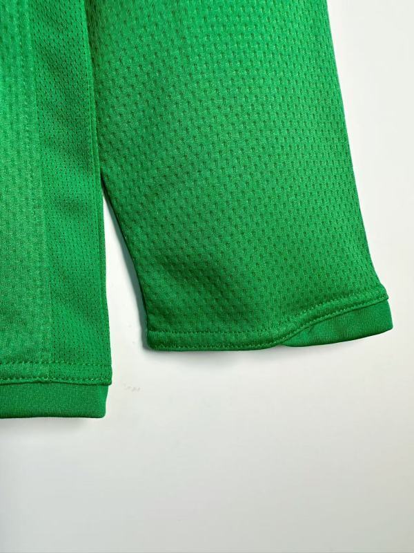 0708 Manchester United green Goalkeeper long sleeve retro Fan version