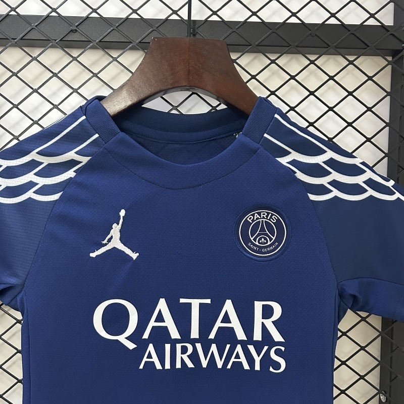2425 Paris Saint-Germain fourth away Edition Kids