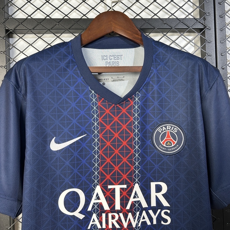 2526 Paris Saint-Germain Home Fan version
