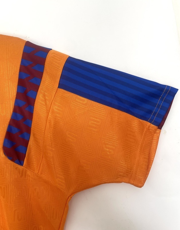 8992 Barcelona Away retro Fan version