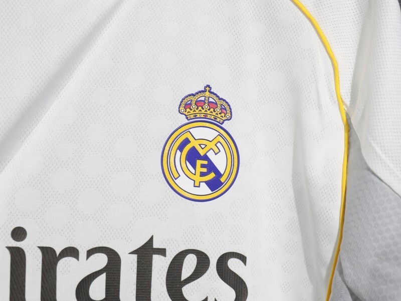 2526 Real Madrid Long sleeve Home Player version